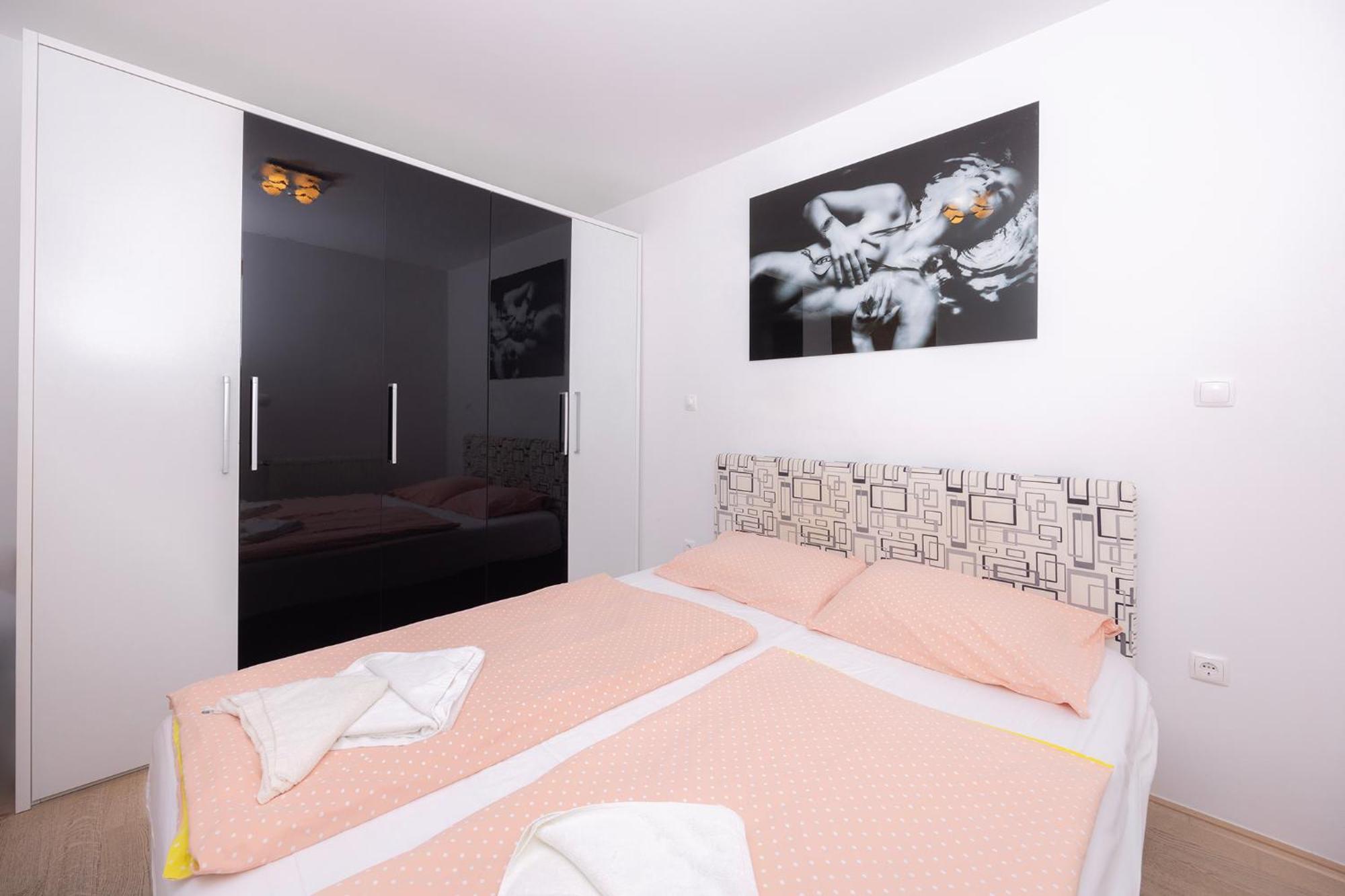 Apartment Arnika קרנייסקה גורה מראה חיצוני תמונה